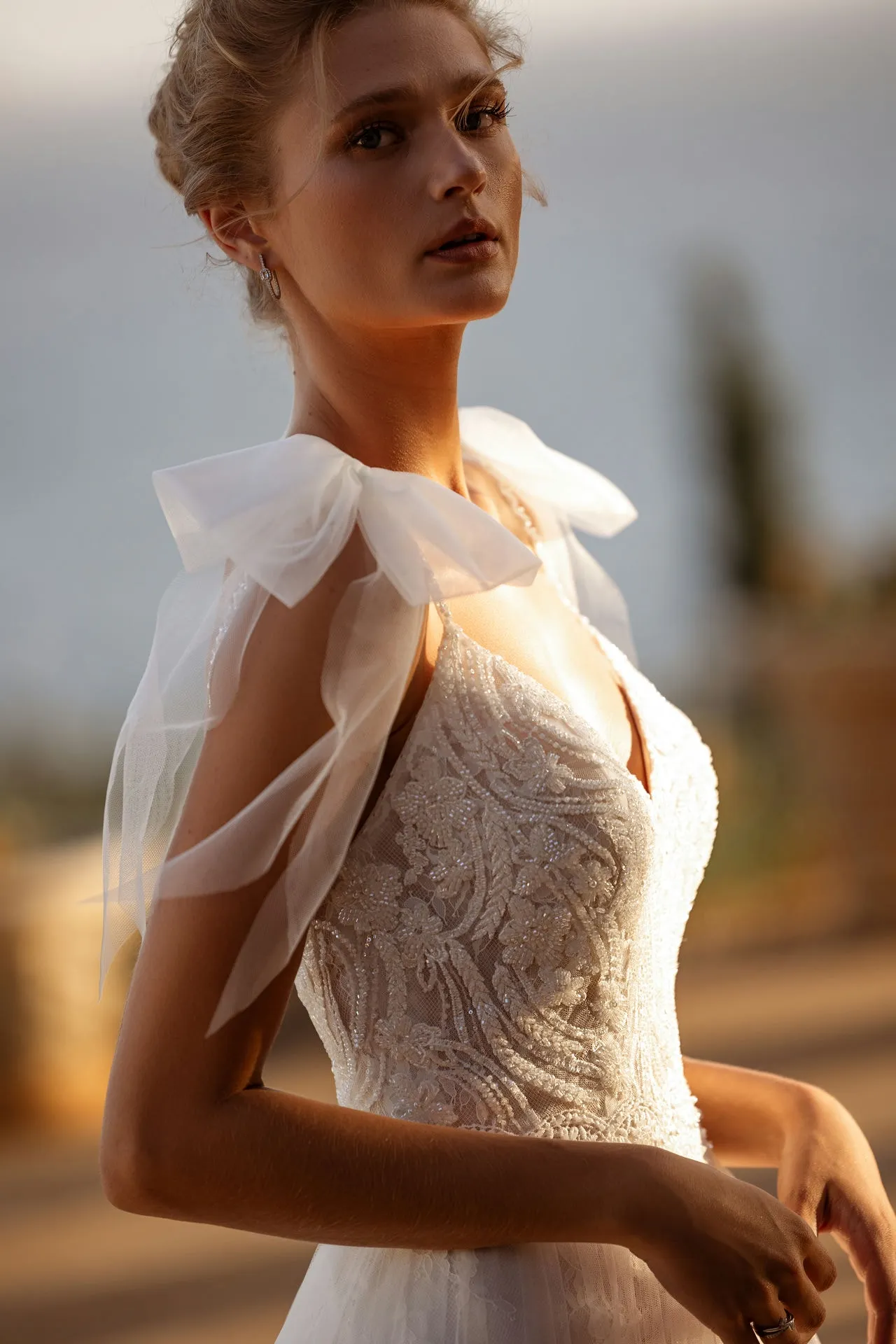 Brautkleid Vintage/Boho: Boho Glam Front Ivory Beaded Lace Lace Underlay Tulle Spaghetti Straps