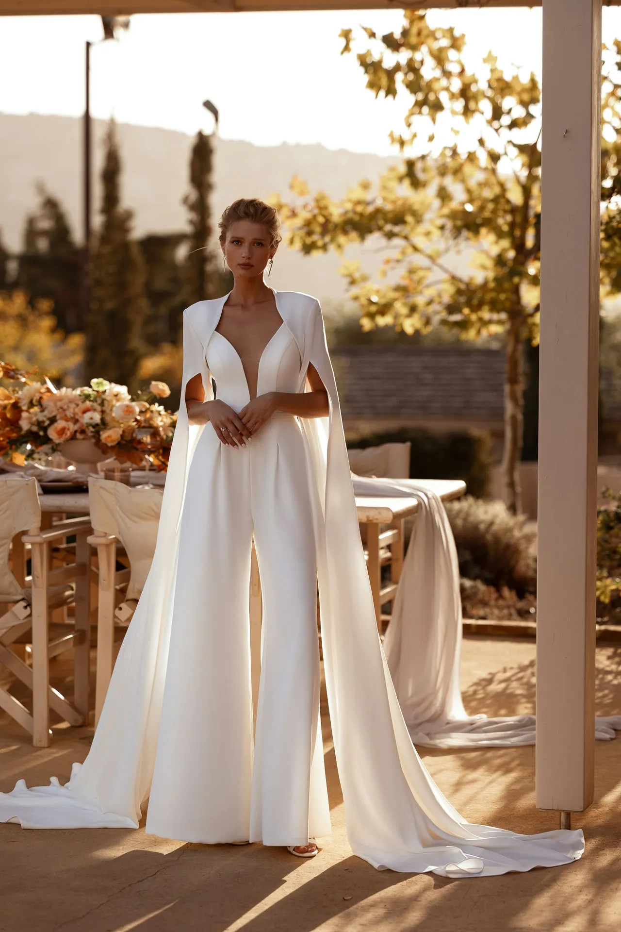 Brautkleid Clean Chic: Classic Simple Crepe Ivory 2 In 1 Designs Beautiful Sleeves Second Looks