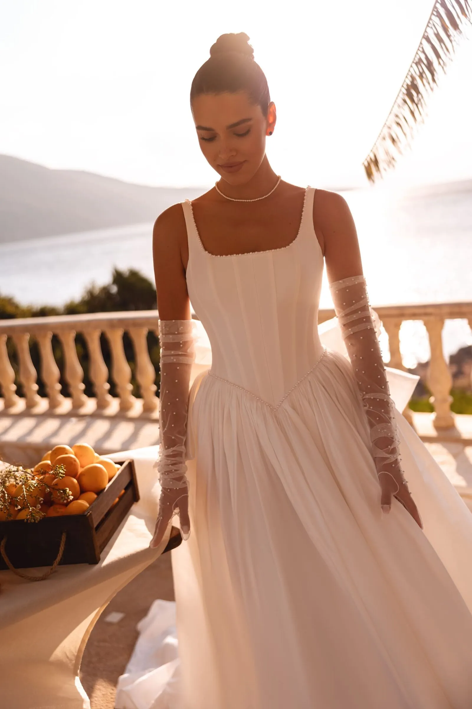 Brautkleid Clean Chic: Minimal Gowns Princess Light Beading Basque Taille