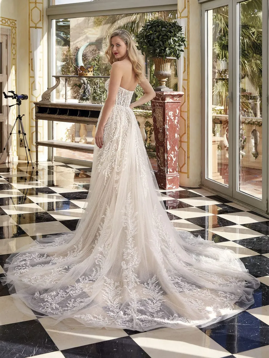 Brautkleid Luxusbraut: Bridaldress Boho Romantic Flared Long Sleeves Ivory Vierteiler