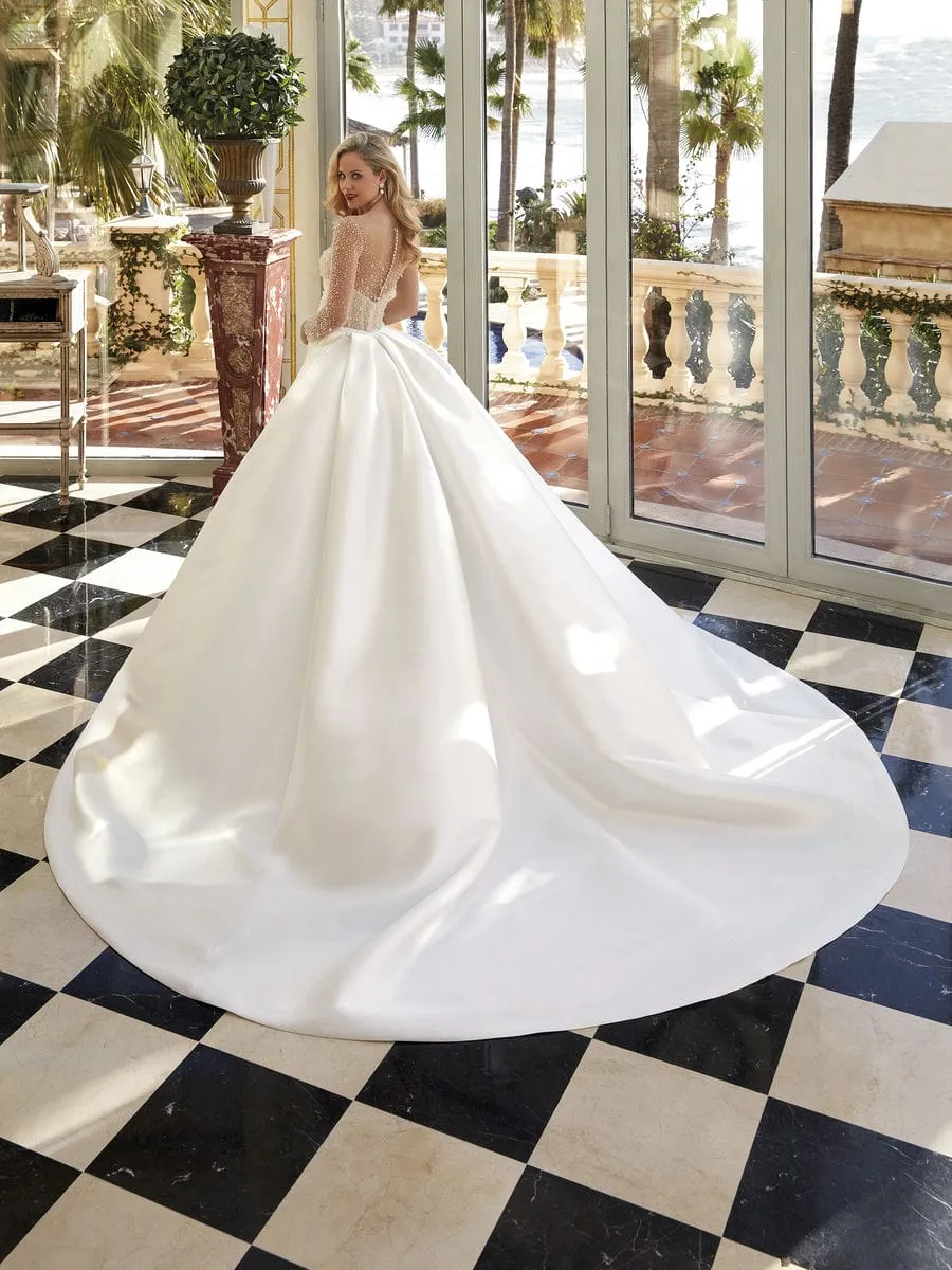 Brautkleid Luxusbraut: Glam Flared With Skirt Mikado Tulle Beading Long Sleeves