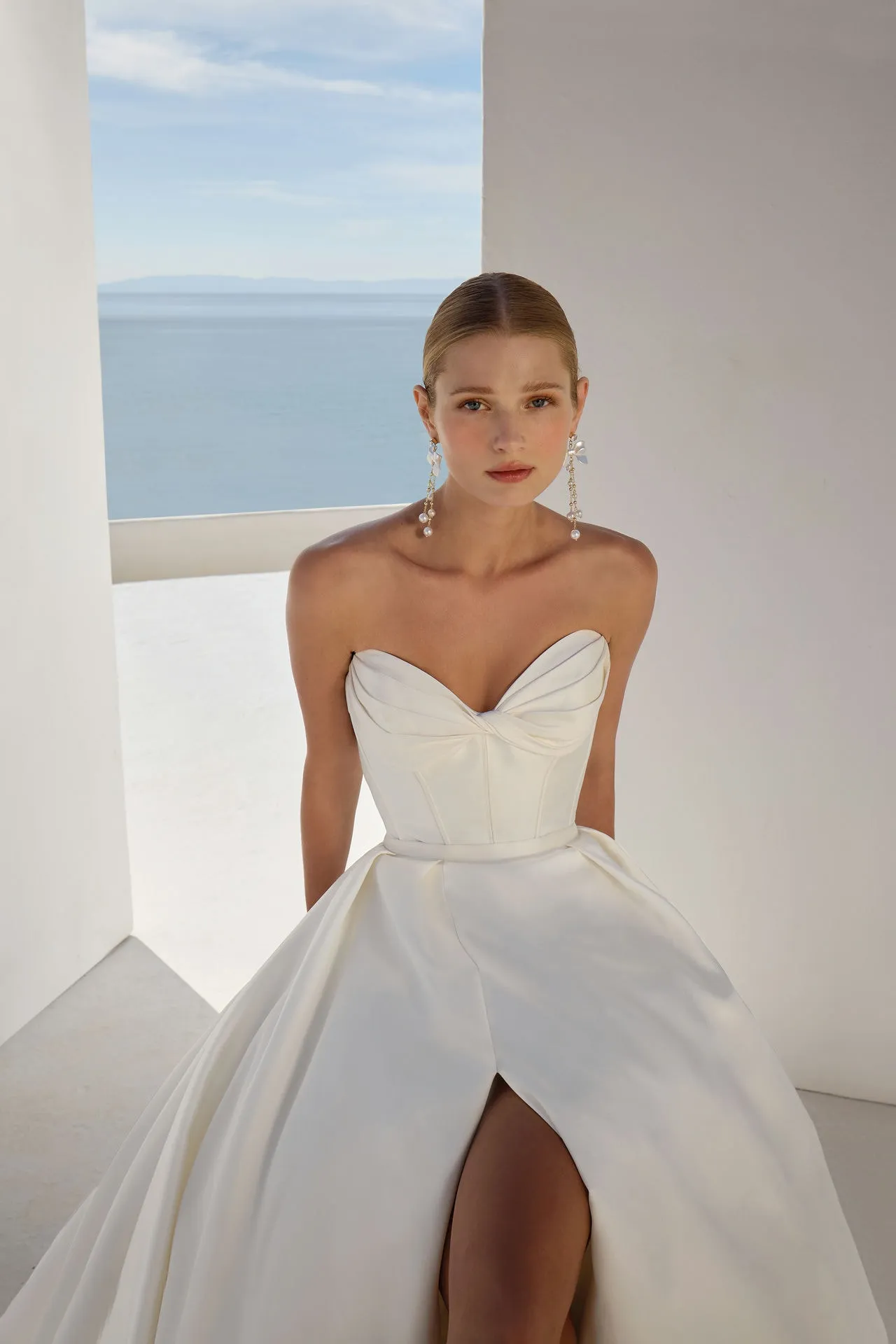 Brautkleid Mix and Match: Classic Simple Glam Body And Skirt Ivory Stretch Mikado