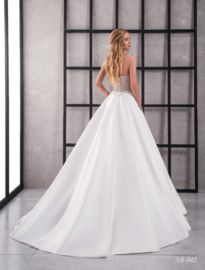 Inspiration 2019 Brautkleid SB 042 3 Brautmode Nauheim