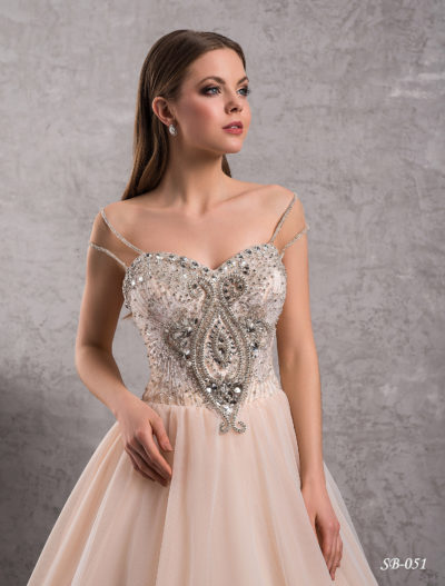 Inspiration 2019 Brautkleid SB 051 2 Brautmode Nauheim