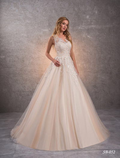 Inspiration 2019 Brautkleid SB 052 1 Brautmode Nauheim