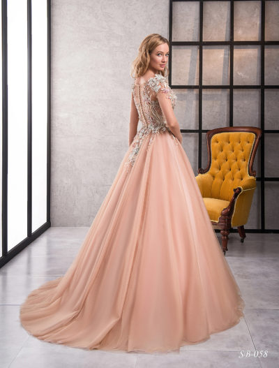 Inspiration 2019 Brautkleid SB 058 3 Brautmode Nauheim