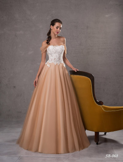 Inspiration 2019 Brautkleid SB 068 1 Brautmode Nauheim