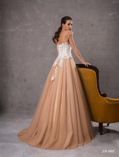 Inspiration 2019 Brautkleid SB 068 3 Brautmode Nauheim
