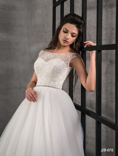 Inspiration 2019 Brautkleid SB 076 2 Brautmode Nauheim