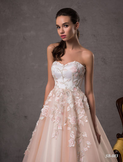 Inspiration 2019 Brautkleid SB 083 2 Brautmode Nauheim