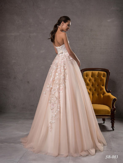 Inspiration 2019 Brautkleid SB 083 3 Brautmode Nauheim