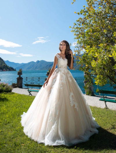 Love Story 2019 Brautkleid C G 009 1Brautmode Nauheim