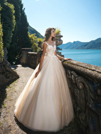 Love Story 2019 Brautkleid C G 015 1Brautmode Nauheim