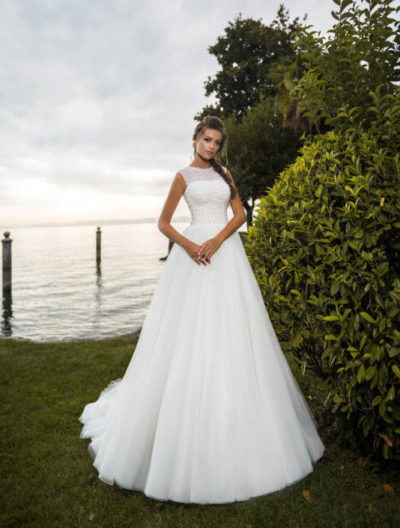 Love Story 2019 Brautkleid C G 043 1Brautmode Nauheim
