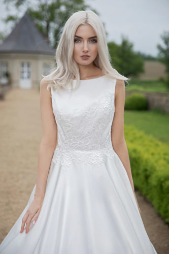 AnnAngelex Kollektion 2020 Ivory Brautkleid Blandina B2064 3 Brautmode Nauheim