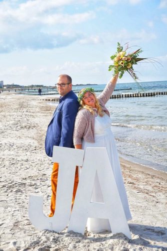 Kerstin Standesamtkleid von Miss Germany