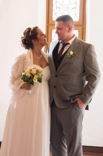 Sabrina in Umstanskleid von Bianco Evento