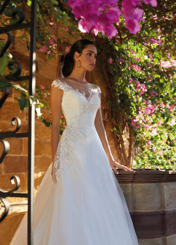 Cosmobella 2021 Brautkleid 8038 2 Brautmode Nauheim