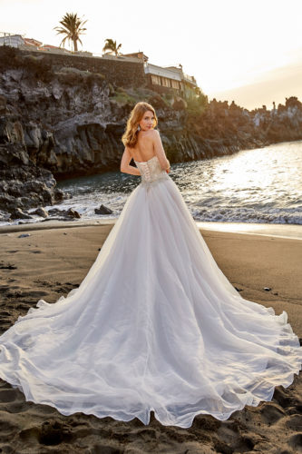 Diane Legrand 2021 Hochzeitskleid 7731 96A8005 Brautmode Nauheim