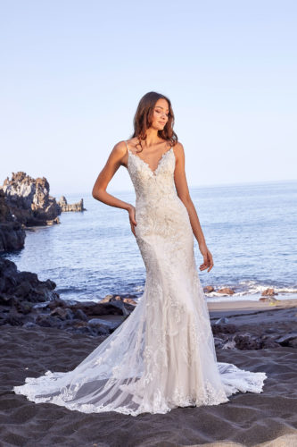 Diane Legrand 2021 Hochzeitskleid 7736 96A8287 Brautmode Nauheim