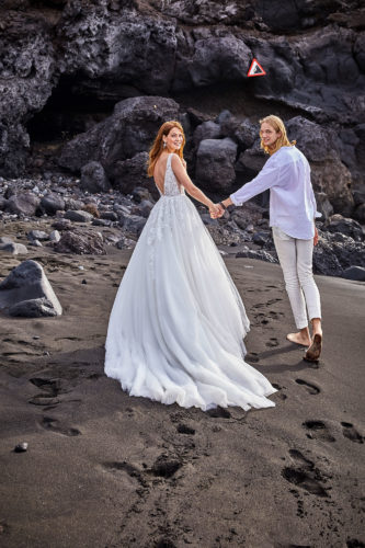 Diane Legrand 2021 Hochzeitskleid 7761 96A4774 Brautmode Nauheim