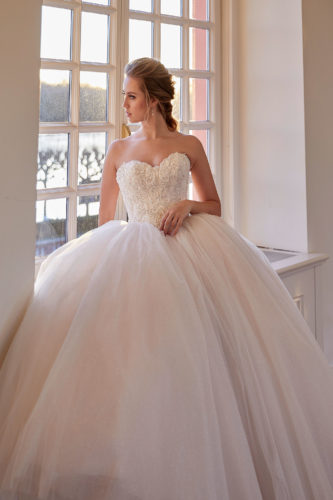 Lisa Donetti 2021 Hochzeitskleid 50421 96A0799 Brautmode Nauheim