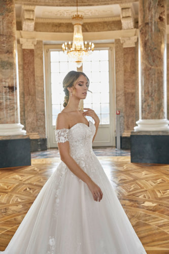 Lisa Donetti 2021 Hochzeitskleid 50426 96A1298 Brautmode Nauheim