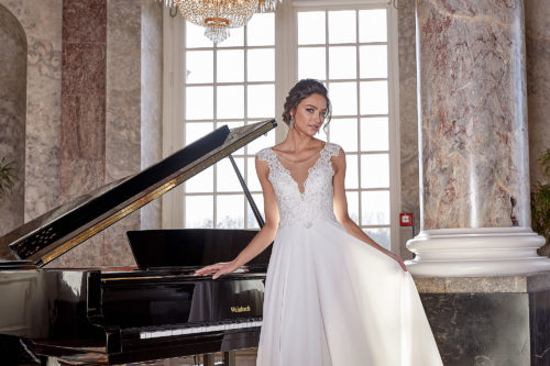 Lisa Donetti 2021 Hochzeitskleid 50452 96A9621 Brautmode Nauheim